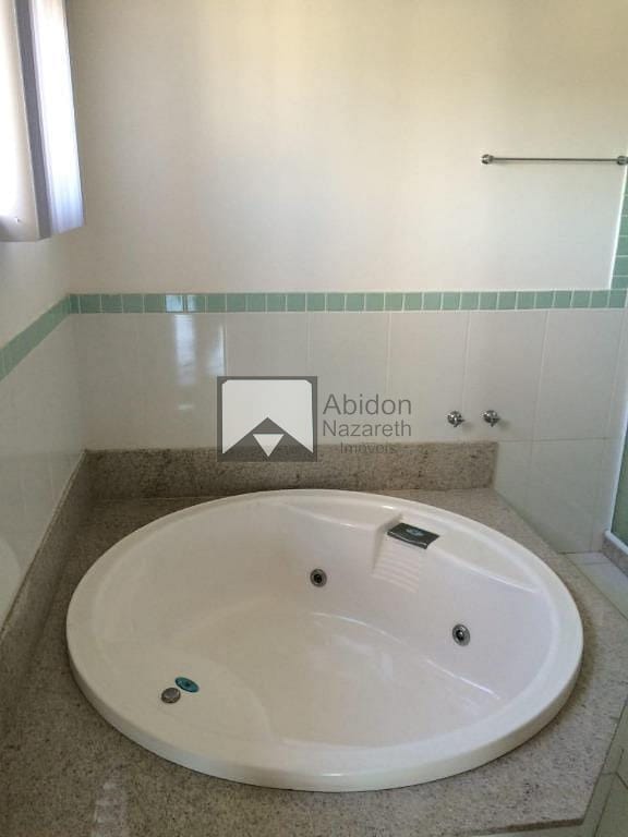 Casa, 4 quartos, 270 m² - Foto 14