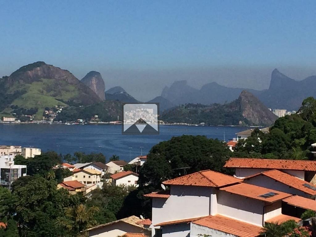 Casa, 4 quartos, 270 m² - Foto 8