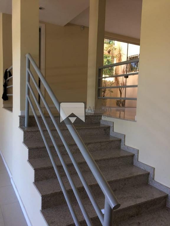 Casa, 4 quartos, 270 m² - Foto 15