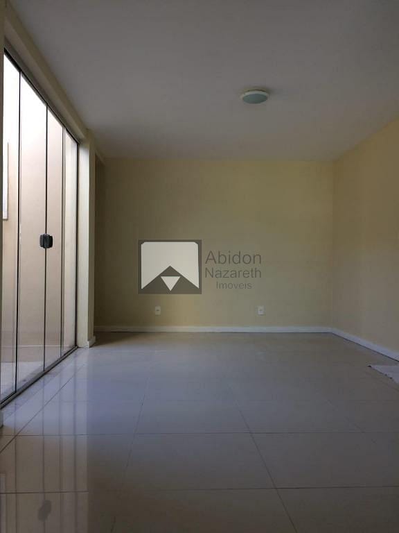 Casa, 4 quartos, 270 m² - Foto 27