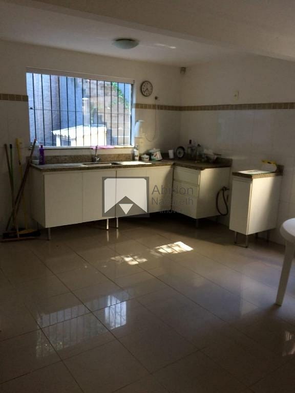 Casa, 4 quartos, 270 m² - Foto 24