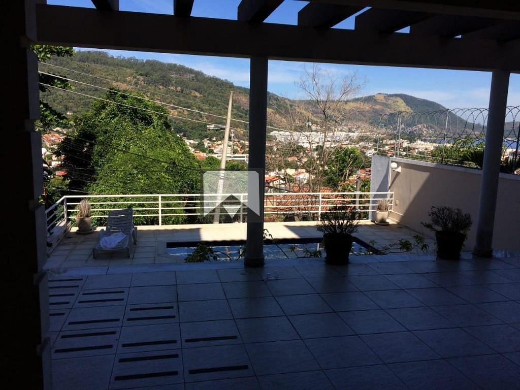 Casa, 4 quartos, 270 m² - Foto 12