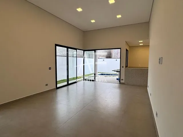 Casa com 292m² 3 quartos e 3 banheiros, à venda, no bairro Residencial Fazenda Casa Grande em Taubaté