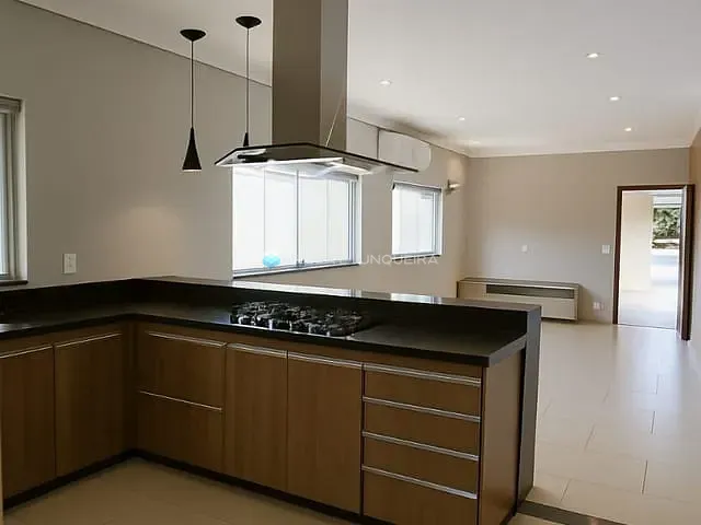 Casa com 270m² 3 quartos e 4 banheiros, para alugar, no bairro Condomínio Village Damha 1 em São José do Rio Preto