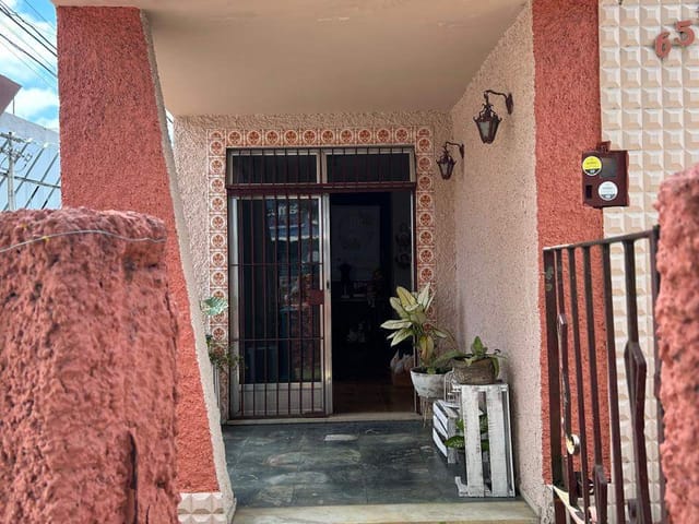 Casa com 204m² 2 quartos e 2 banheiros, à venda, no bairro Parque Turf Club em Campos dos Goytacazes