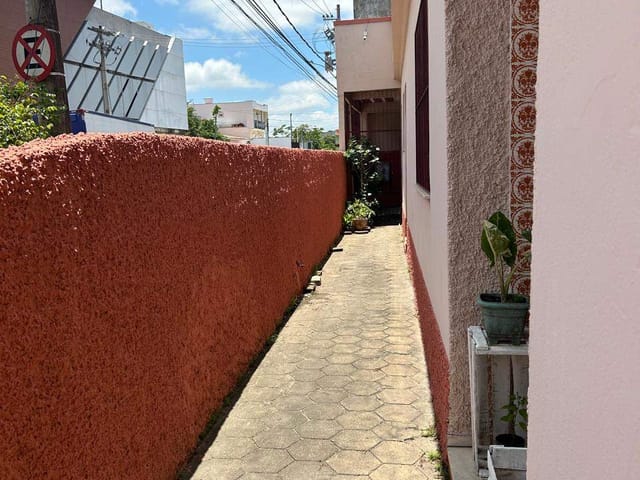 Casa com 204m² 2 quartos e 2 banheiros, à venda, no bairro Parque Turf Club em Campos dos Goytacazes