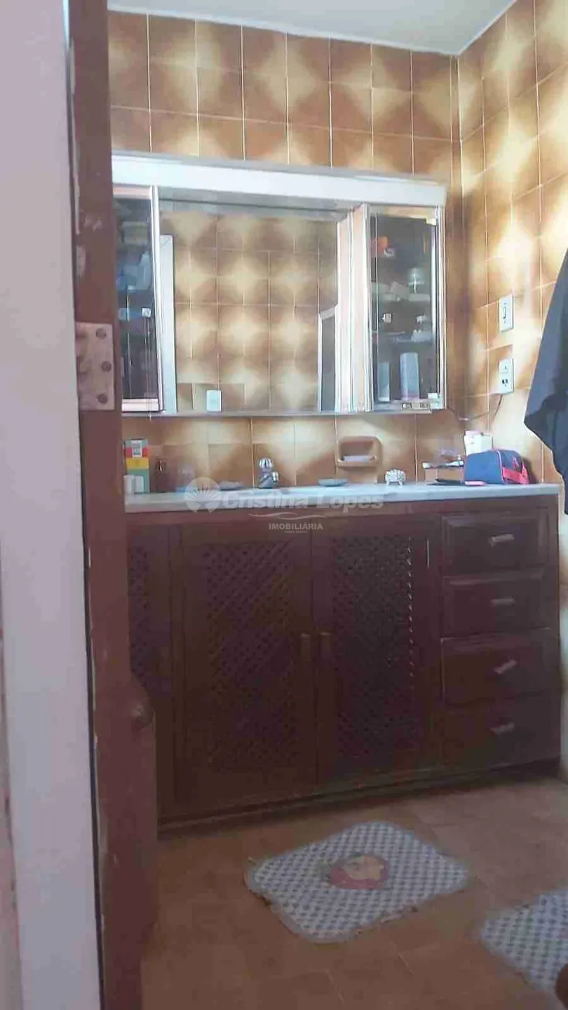 Casa, 3 quartos, 238 m² - Foto 2