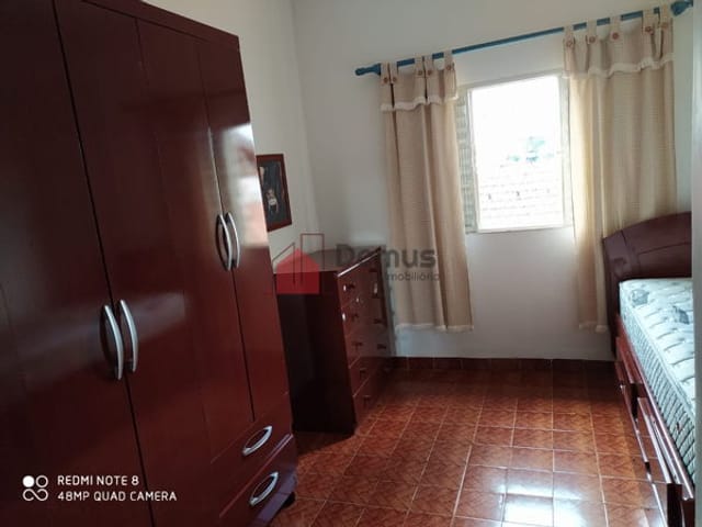 Casa com 300m², à venda, no bairro Alto do Tabaú em Pindamonhangaba