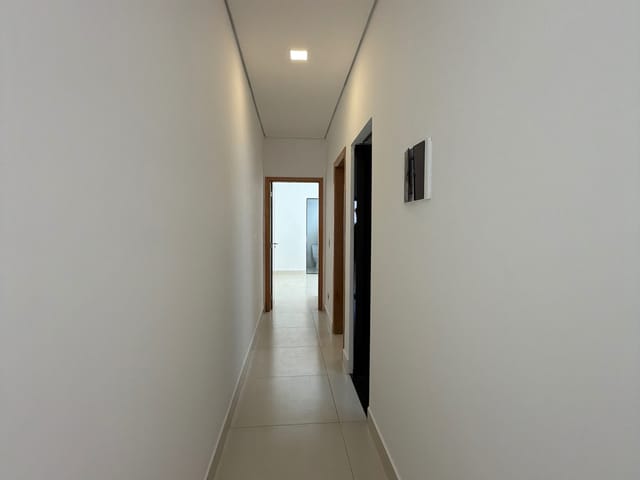 Casa 2 quartos e 1 banheiro, à venda, no bairro Jardim Conceição em Santa Bárbara D'Oeste