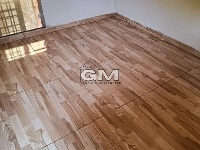 Casa com 150m² 3 quartos e 1 banheiro, à venda, no bairro Iguatemi em Ribeirão Preto