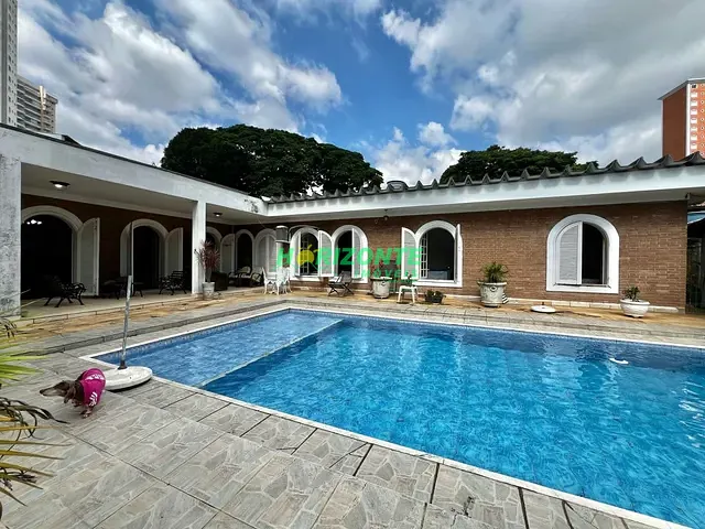 Casa com 900m² 5 quartos e 5 banheiros, à venda, no bairro Jardim Esplanada em São José dos Campos