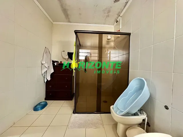 Casa com 900m² 5 quartos e 5 banheiros, à venda, no bairro Jardim Esplanada em São José dos Campos