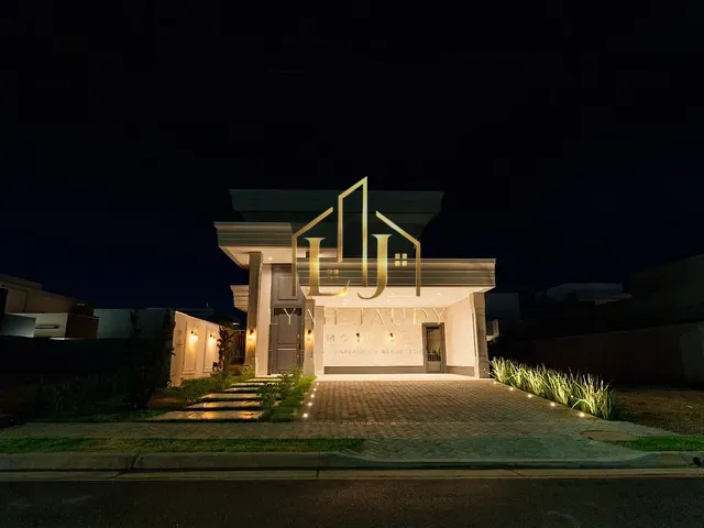 Casa com 300m² 4 quartos e 5 banheiros, à venda, no bairro Morada dos Nobres em Cuiabá