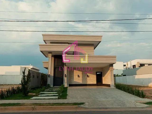 Casa com 300m² 4 quartos e 5 banheiros, à venda, no bairro Morada dos Nobres em Cuiabá