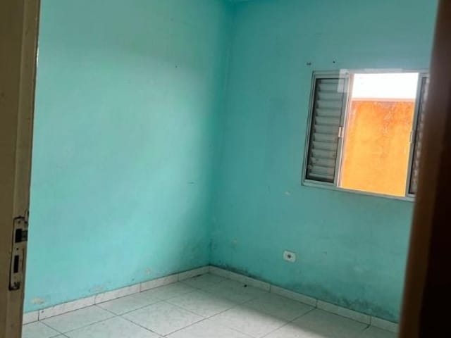 Casa com 275m² 3 quartos e 2 banheiros, para alugar, no bairro Centro em Cajamar