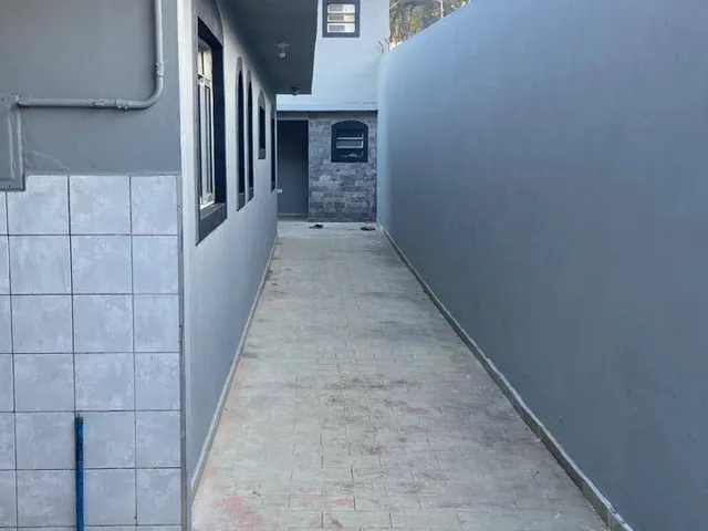Casa com 275m² 3 quartos e 2 banheiros, para alugar, no bairro Centro em Cajamar
