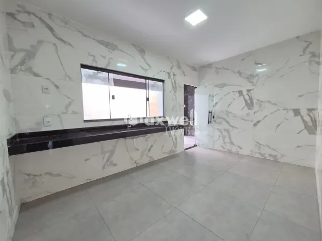 Casa com 222m² 3 quartos e 2 banheiros, à venda, no bairro Parque Veiga Jardim em Aparecida de Goiânia