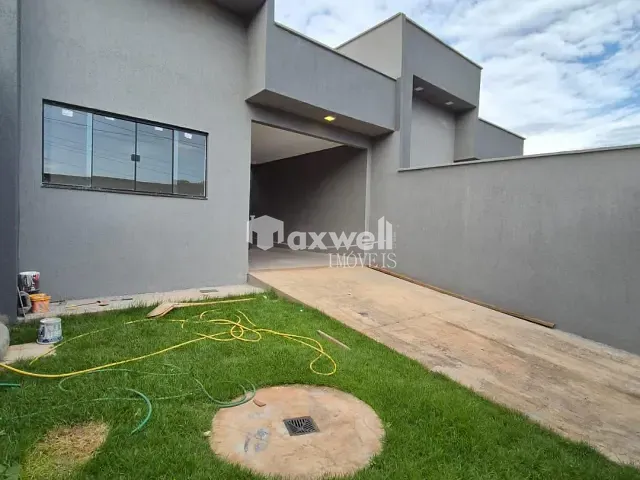 Casa com 222m² 3 quartos e 2 banheiros, à venda, no bairro Parque Veiga Jardim em Aparecida de Goiânia