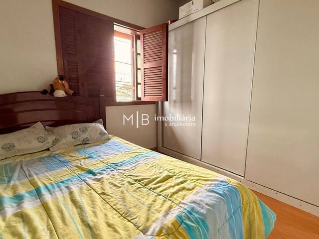Casa 3 quartos e 2 banheiros, à venda, no bairro Vila Pitangui em Lavras