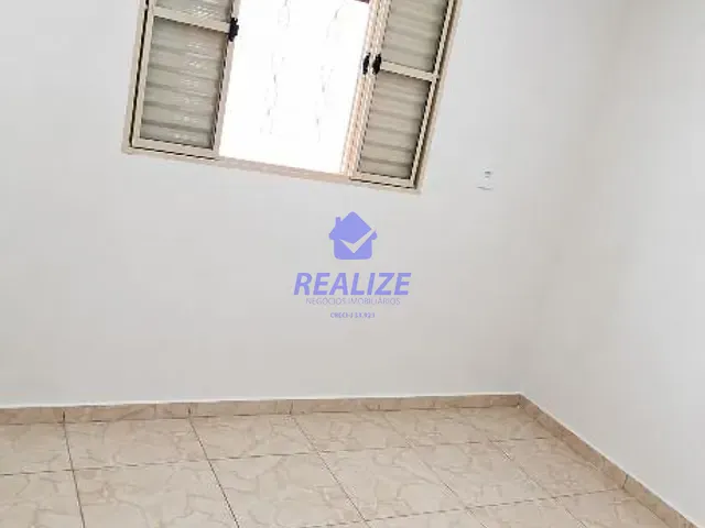 Casa com 180m² 2 quartos e 1 banheiro, à venda, no bairro Jardim Aeroporto em Botucatu