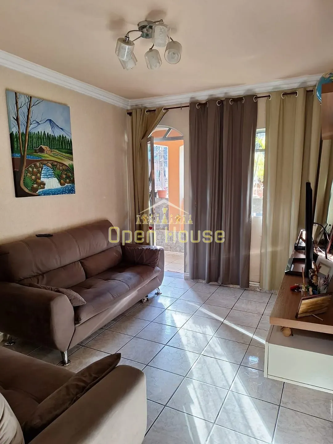 Casa, 3 quartos, 246 m² - Foto 2