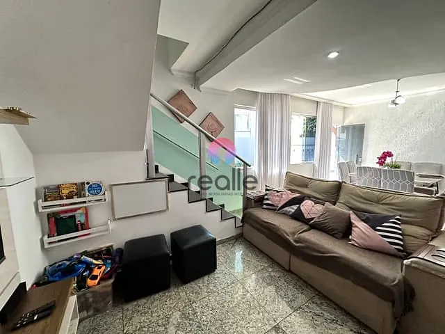 Casa 3 quartos e 3 banheiros, à venda, no bairro Manacás em Belo Horizonte