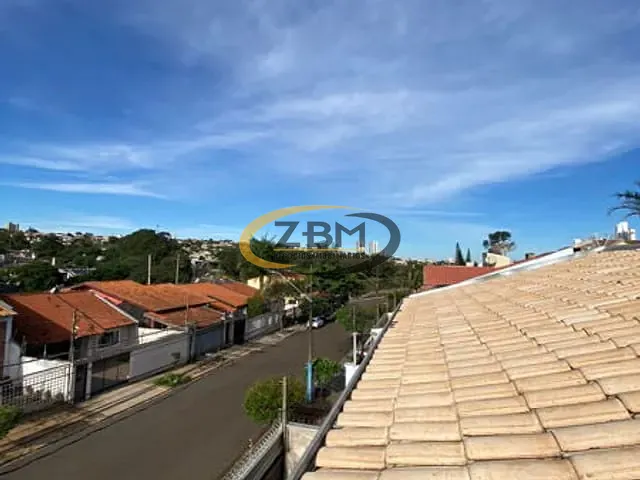 Casa com 250m² 3 quartos e 4 banheiros, para alugar, no bairro Universitário em Londrina