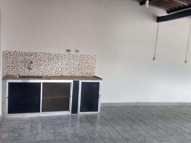 Casa com 264m² 2 quartos e 2 banheiros, à venda, no bairro Centro em São João da Boa Vista