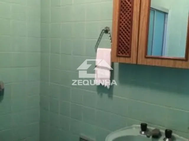 Casa com 250m² 3 quartos e 2 banheiros, à venda, no bairro Centro em Osasco