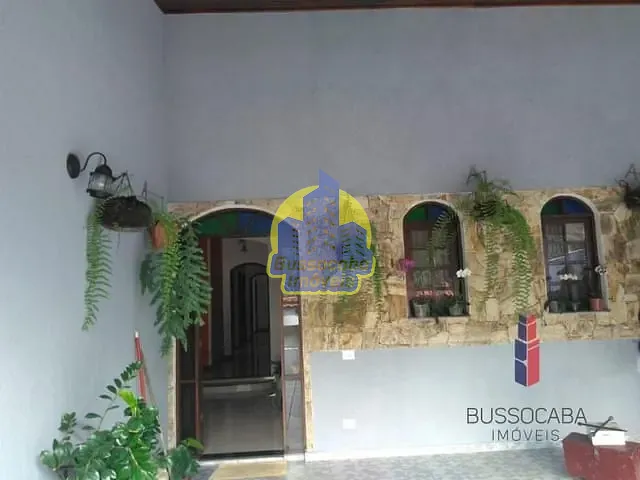 Casa com 490m² 3 quartos e 3 banheiros, à venda, no bairro City Bussocaba em Osasco