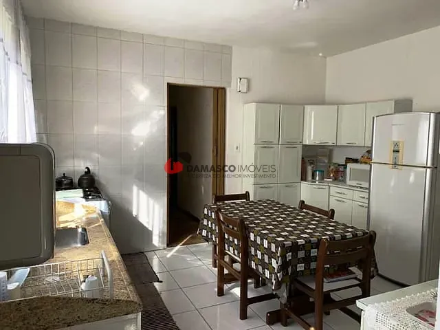 Casa com 144m² 3 quartos e 1 banheiro, à venda, no bairro Santa Paula em São Caetano do Sul