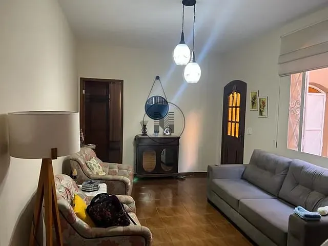 Casa com 125m² 4 quartos e 3 banheiros, à venda, no bairro Santa Rita em Guaratinguetá