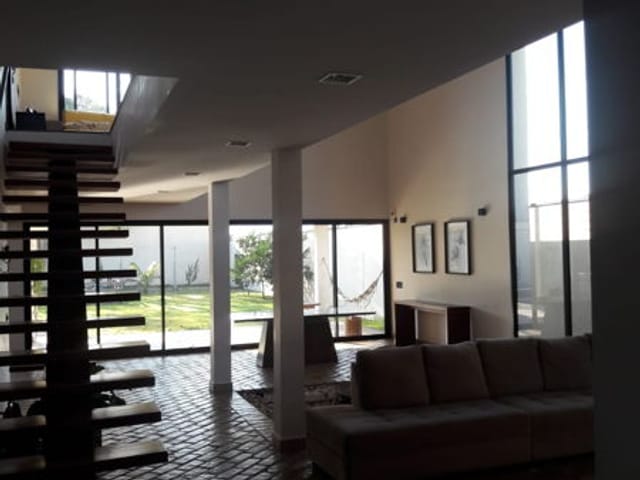 Casa à venda, no bairro Jardim Residencial Doutor Lessa em Pindamonhangaba