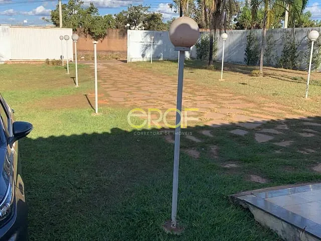 Casa com 1758m² 4 quartos e 3 banheiros, à venda, no bairro Chácaras Setor Abreu em Formosa