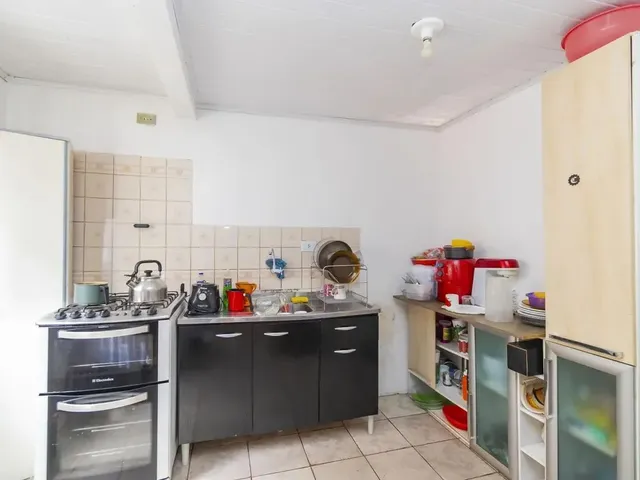 Casa com 200m² 3 quartos e 2 banheiros, à venda, no bairro Cidade Industrial em Curitiba