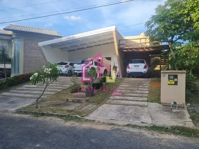 Casa com 360m² 4 quartos e 4 banheiros, à venda, no bairro Santa Cruz em Cuiabá