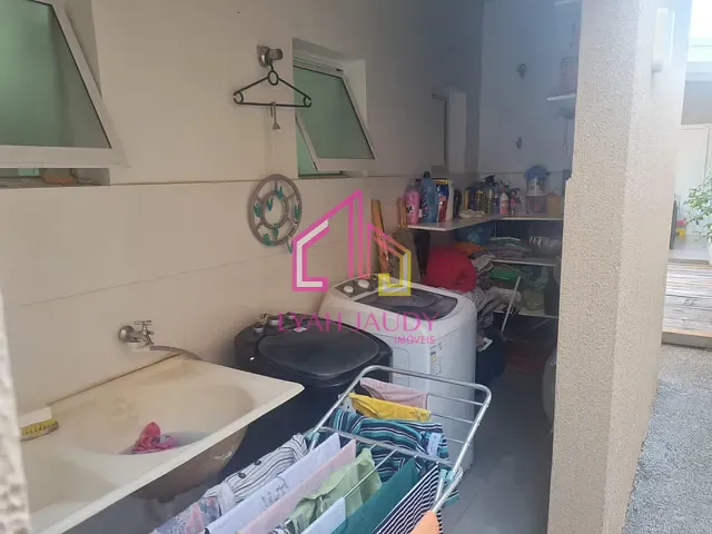 Casa com 360m² 4 quartos e 4 banheiros, à venda, no bairro Santa Cruz em Cuiabá