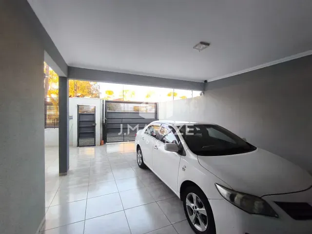 Casa 3 quartos e 1 banheiro, à venda, no bairro Vila Brasil em Apucarana