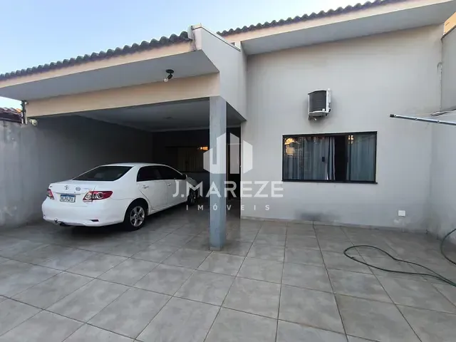 Casa 3 quartos e 1 banheiro, à venda, no bairro Vila Brasil em Apucarana