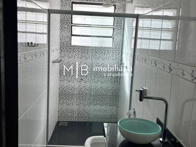Casa 4 quartos e 1 banheiro, para alugar, no bairro Olaria em Lavras