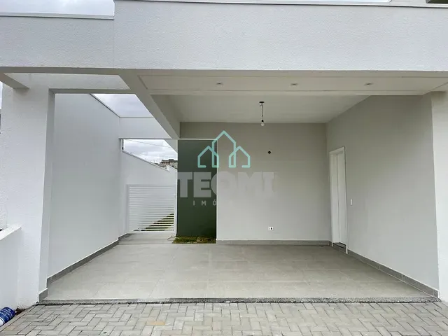 Casa com 250m² 3 quartos e 3 banheiros, à venda, no bairro Itapecerica em Taubaté