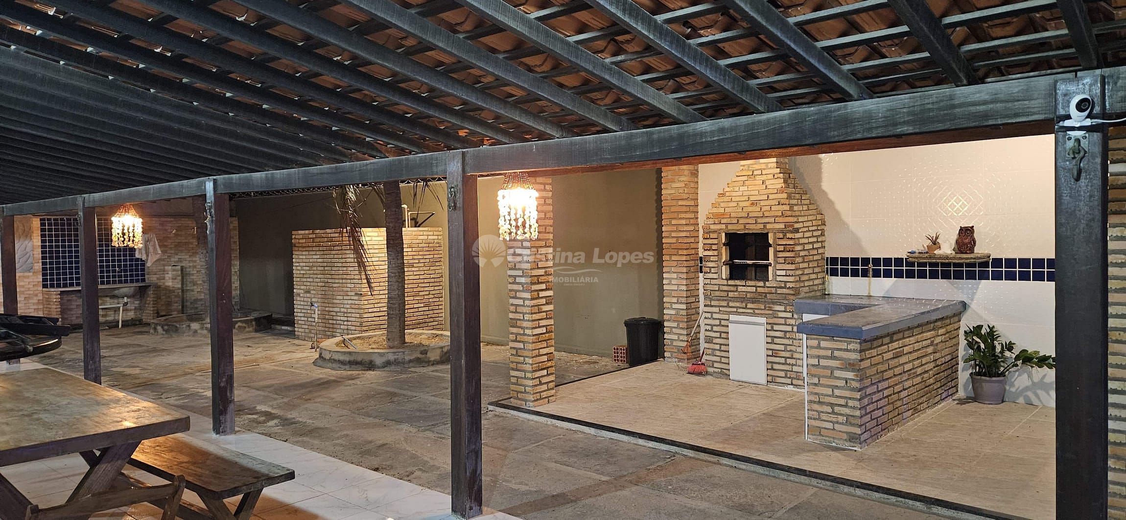 Casa à venda com 4 quartos, 150m² - Foto 3