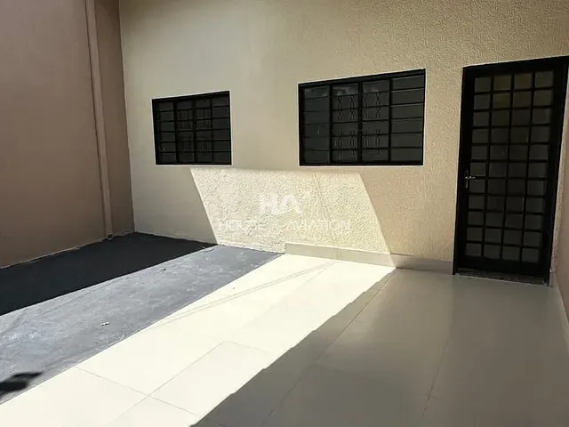 Casa 2 quartos e 2 banheiros, à venda, no bairro Residencial Forteville em Goiânia
