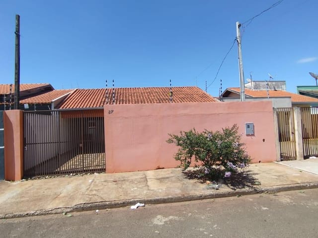 Foto do Casa - Casa para locação, Conjunto Habitacional Santiago, Rolândia, PR | Imobiliária Casa Grande - Rolândia