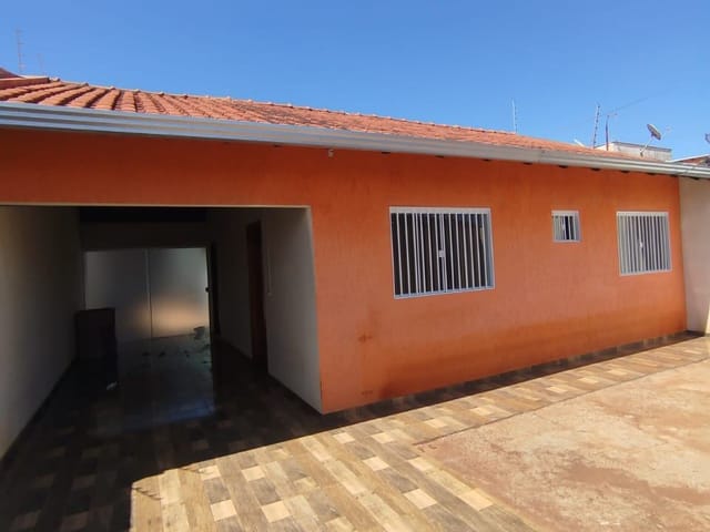 Foto do Casa - Casa para locação, Conjunto Habitacional Santiago, Rolândia, PR | Imobiliária Casa Grande - Rolândia