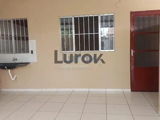 Casa com 80m² 2 quartos e 1 banheiro, para alugar, no bairro Jardim São Marcos em Valinhos