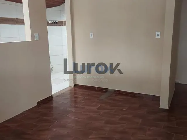 Casa com 80m² 2 quartos e 1 banheiro, para alugar, no bairro Jardim São Marcos em Valinhos
