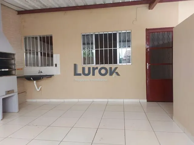Casa com 80m² 2 quartos e 1 banheiro, para alugar, no bairro Jardim São Marcos em Valinhos