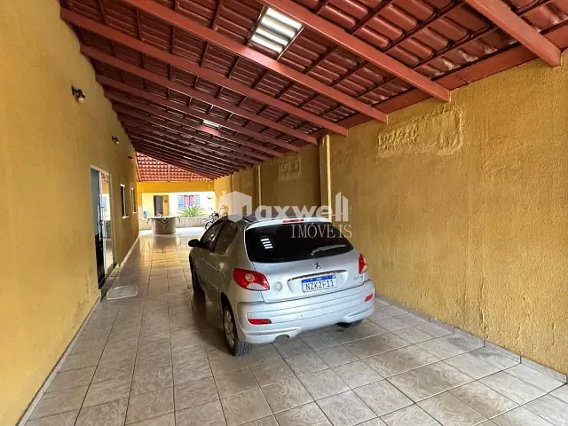 Casa 4 quartos e 3 banheiros, à venda, no bairro Jardim Mont Serrat em Aparecida de Goiânia