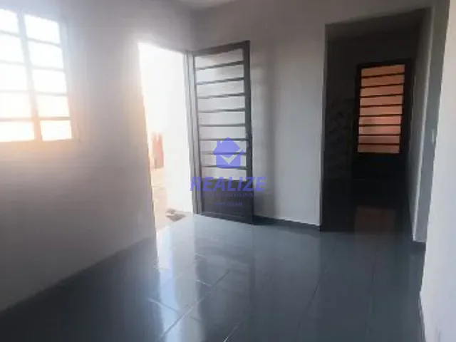 Casa com 200m² 2 quartos e 1 banheiro, à venda, no bairro Jardim Maria Luiza em Botucatu